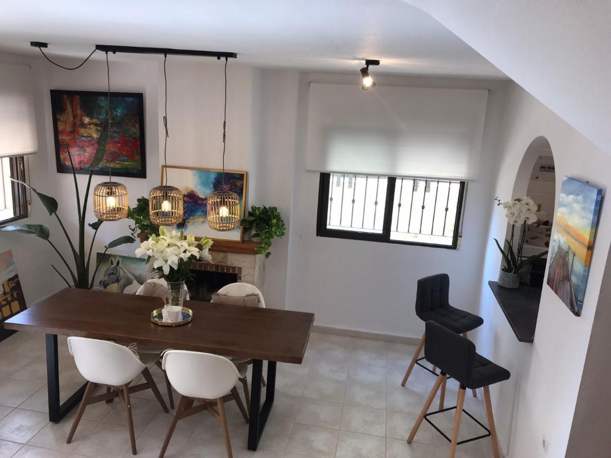 הוילה סנטה פולה Nice House With Amazing Swimming Pool/ Just 5 Min From Beach מראה חיצוני תמונה